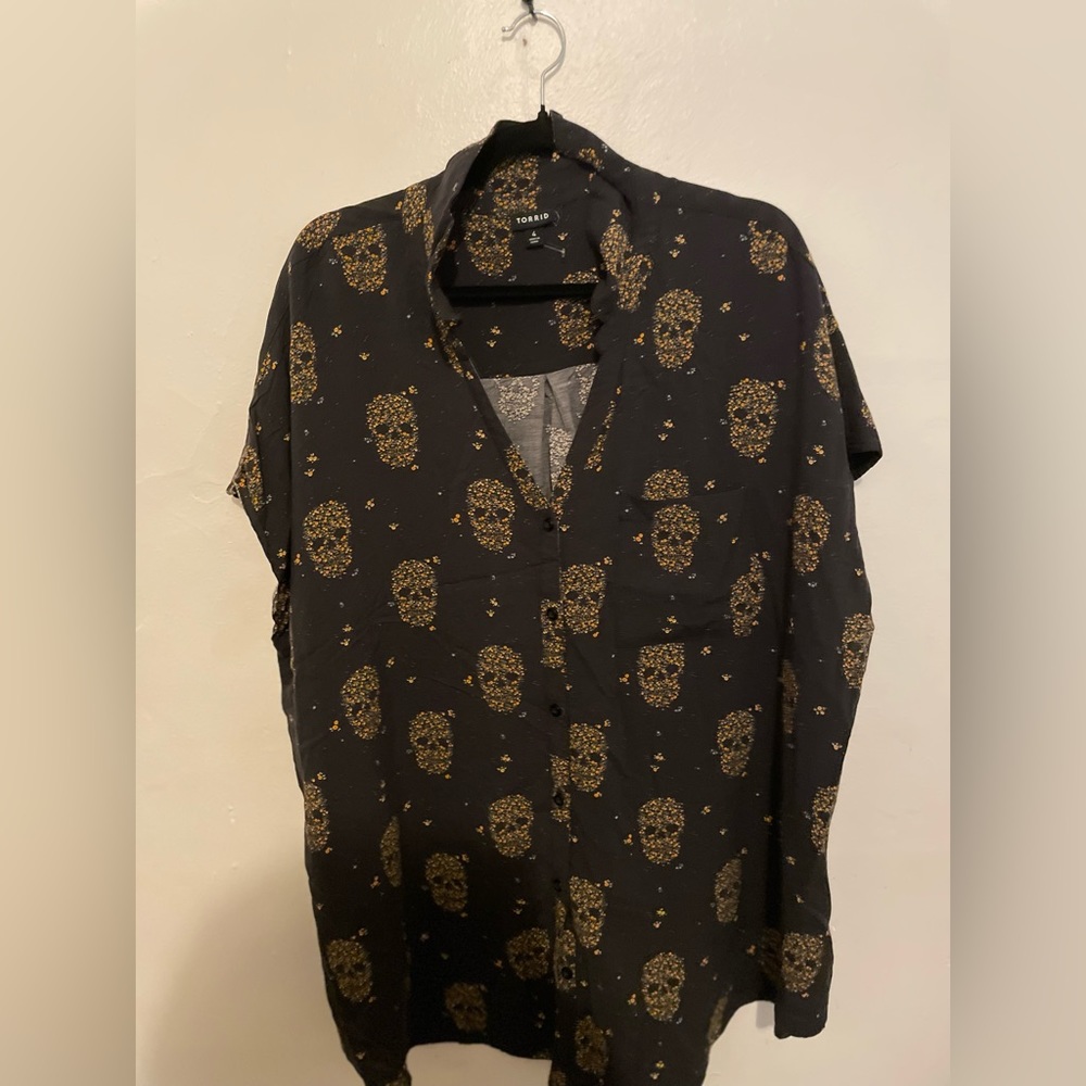 TORRID SHIRT